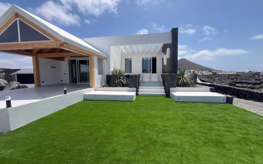 NEW Build Luxury Villa