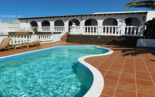 4 bedroom villa with separate apartment in guime, Lanzarote for sale
