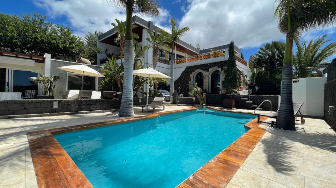 Villa for sale in Lanzarote