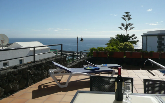 villas in lanzarote for sale