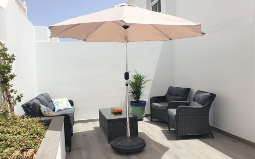 Beautiful detached house with sea views