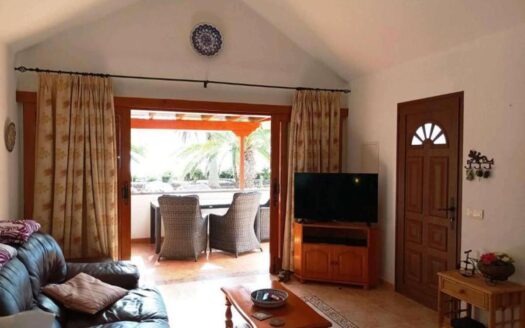 Frontline villa with panoramic sea views, Costa Teguise