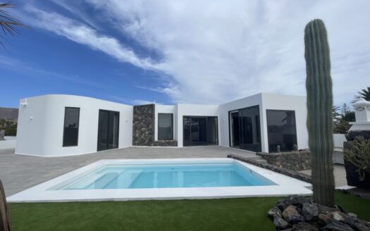 New villa for sale