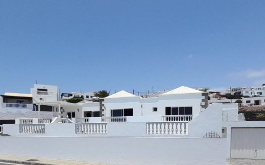 4 Bedroom Villa in Tias