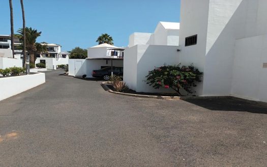 Large 3 Bed Villa + Sea Views