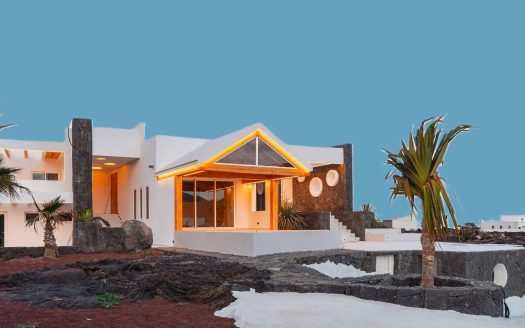 NEW Build Luxury Villa